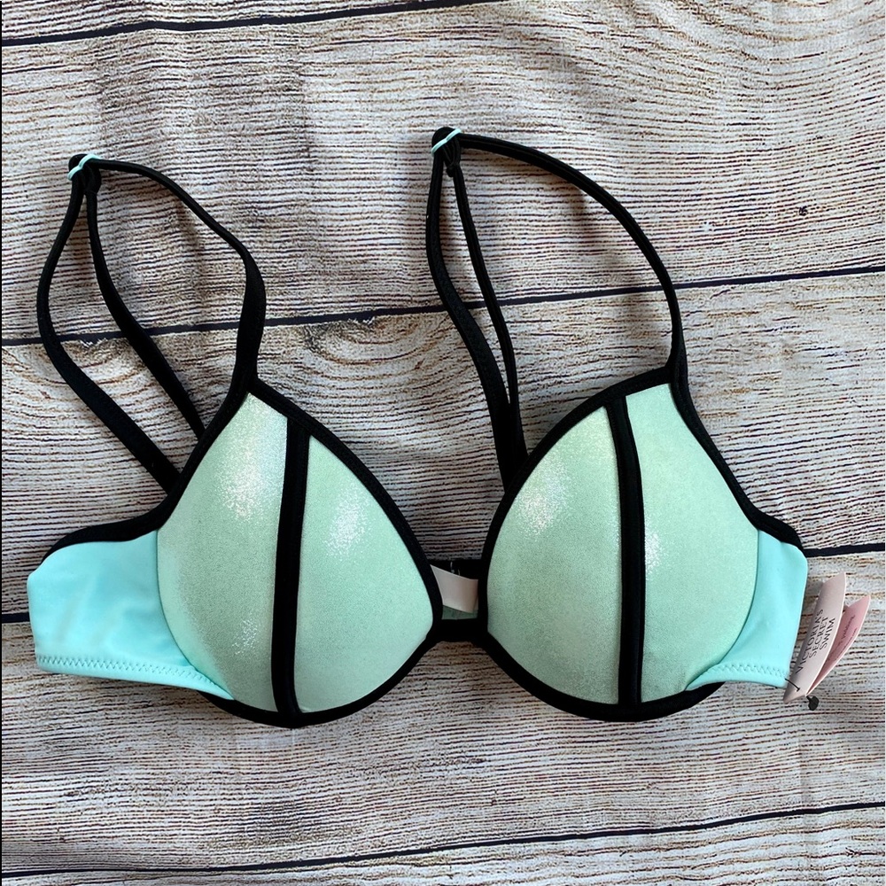 NWT Victoria’s Secret Push-up Bikini Top